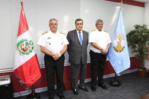 REGIÓN CALLAO Y MARINA DE GUERRA DEL PERÚ TRABAJARÁN JUNTOS EN SEGURIDAD, TRANSPORTE, SALUD Y EDUCACIÓN