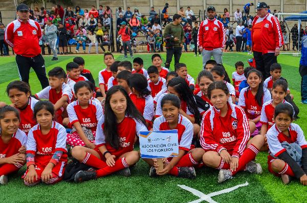 CAMPEONATO “CRECIENDO CON EL FÚTBOL” BUSCA INCENTIVAR LA PARTICIPACIÓN FEMENINAImagen del título: 