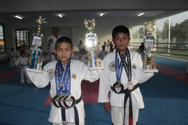 PARTICIPARON EN TORNEO INTERNACIONAL ATA WORLD EXPO 2014 EN EEUUImagen del título: 