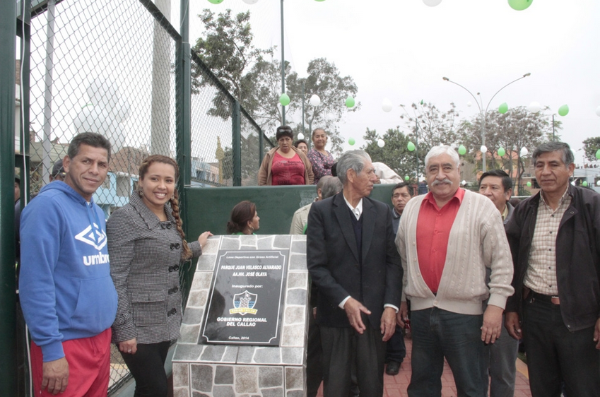 PRESIDENTA REGIONAL DEL CALLAO INAUGURA TRES NUEVAS LOSAS DEPORTIVAS EN EL CERCADOImagen del título: 