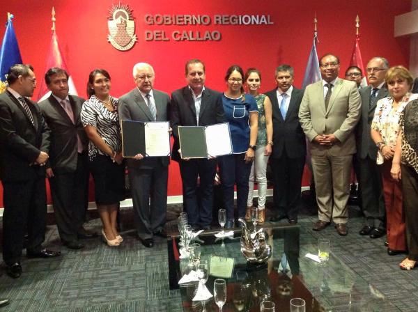 GOBIERNO REGIONAL DEL CALLAO FIRMÓ UN CONVENIO CON LA UNIVERSIDAD INCA GARCILASO PARA BRINDAR MÁS EDUCACIÓN A LOS JÓVENES CHALACOS.