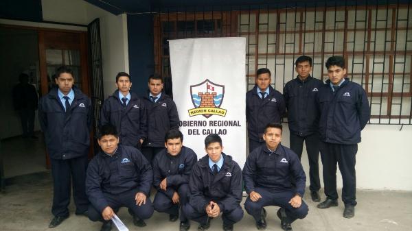 JÓVENES CHALACOS RECURSOS SE BENEFICIAN CON BECAS INTEGRALES